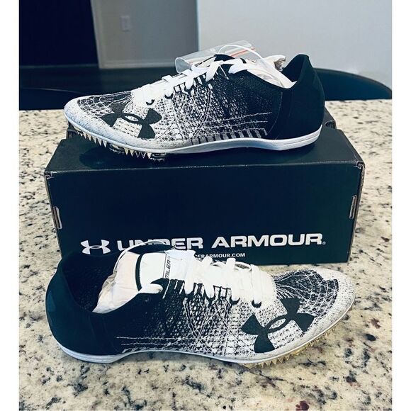 Under Armour Unisex-Adult Shifty Lows Running Shoe - Picture 2 of 8